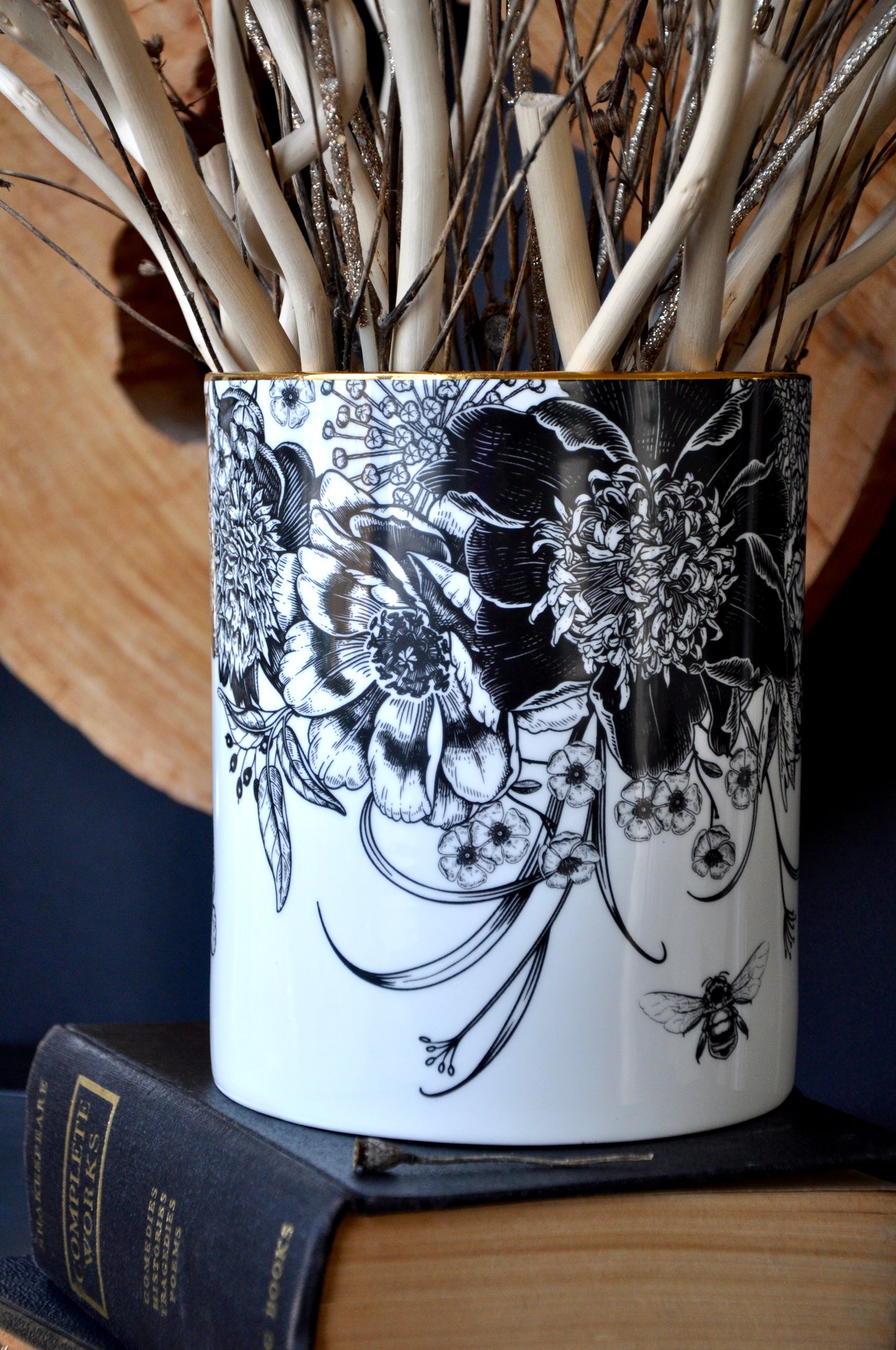 CERAMIC VASE • 22ct gold rim
