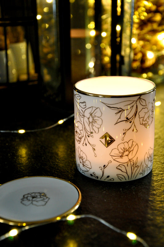 British made luxury scented candles Fine bone china scented candles Luxury home gifts for everyone luxury ceramic candles Hand decorated with 22ct gold luxury scented candles Handcrafted luxury ceramic candles Home ambiance luxury ceramic candles Premium candle gifts Exclusive design scented candles Luxury home décor
