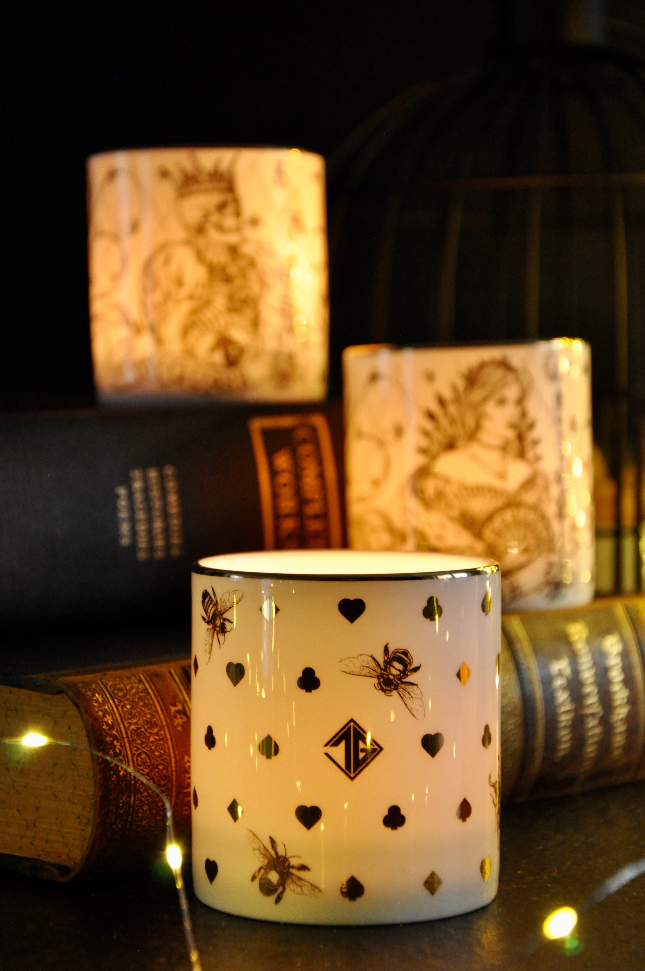 Luxury fine bone china designer candle in a ceramic pot, offering a sophisticated and scented experience. Ideal as a luxury candle gift, this high-quality candle combines elegant china with a rich fragrance. Perfect for enhancing any space with floral scents and stylish design, making it a refined choice for luxury candle enthusiasts and a beautiful addition to any candle collection.