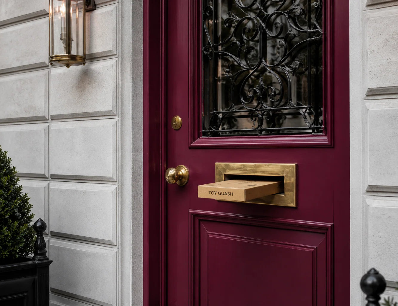 Luxury letterbox gifts and gifts by post by Toy Guash.