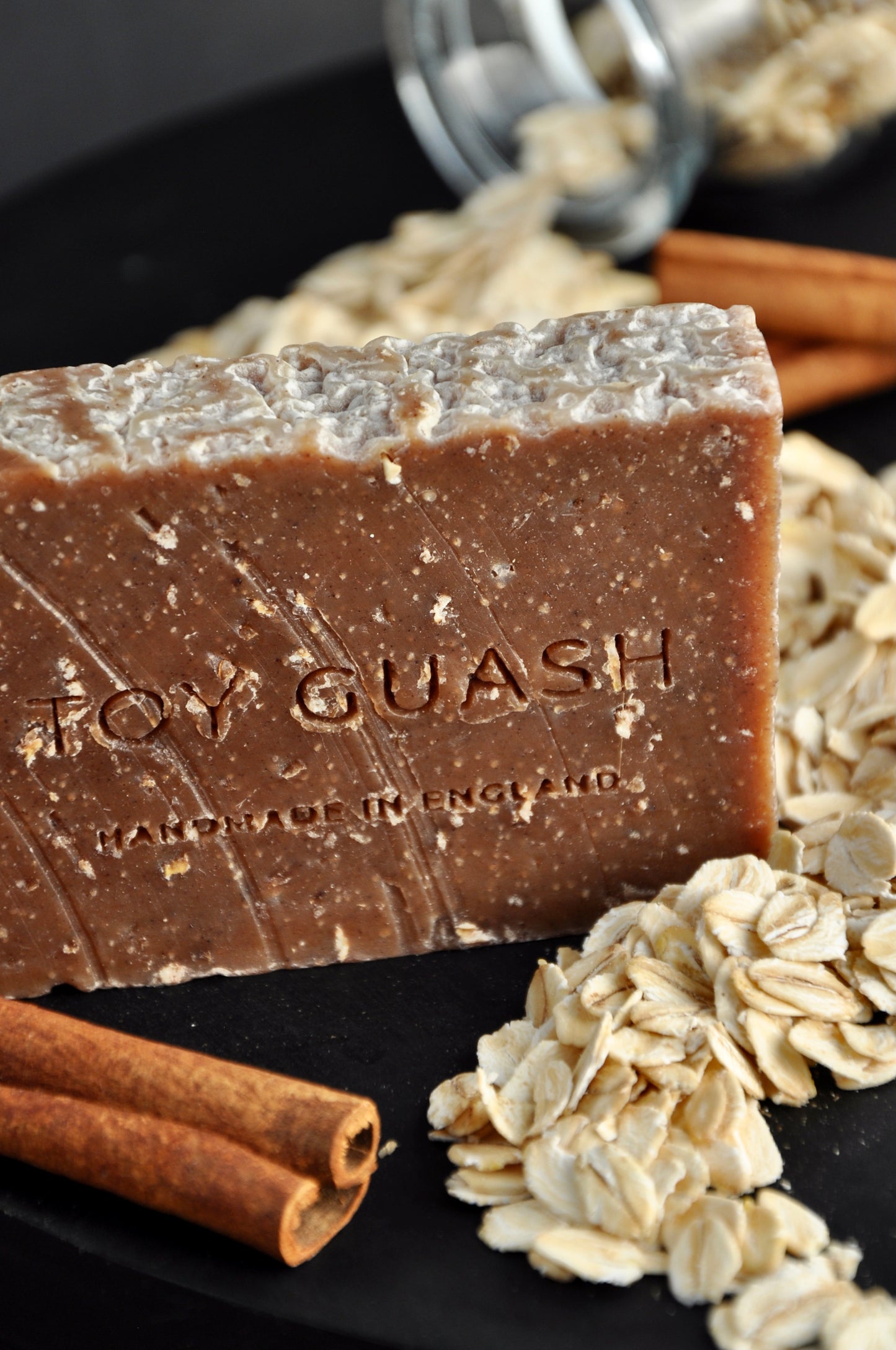CINNAMON & OAT SOAP BAR